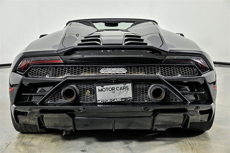 2020 Lamborghini Huracan LP 610-2 EVO Spyder Convertible RWD photo 8 of 24