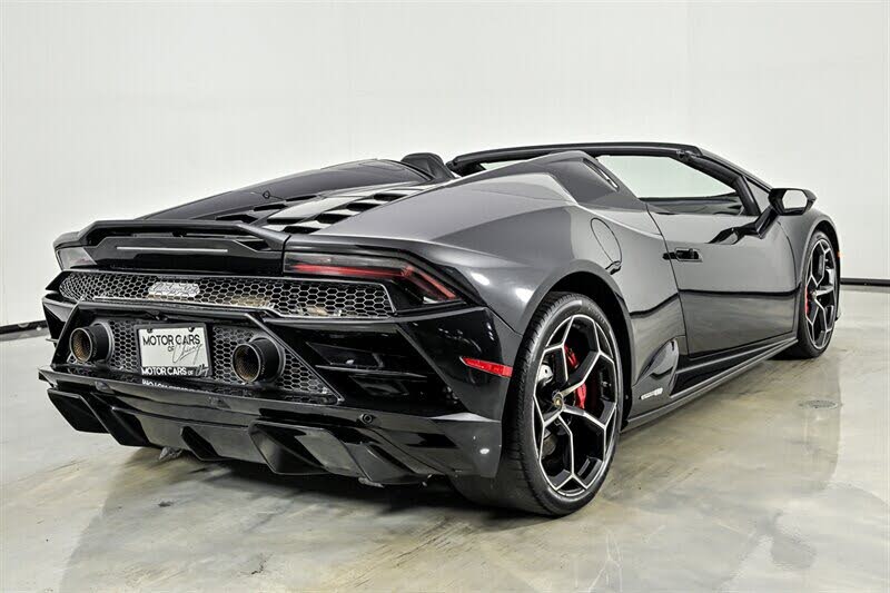 2020 Lamborghini Huracan LP 610-2 EVO Spyder Convertible RWD photo 9 of 24