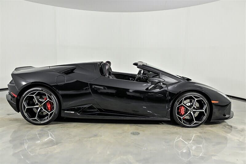 2020 Lamborghini Huracan LP 610-2 EVO Spyder Convertible RWD photo 10 of 24