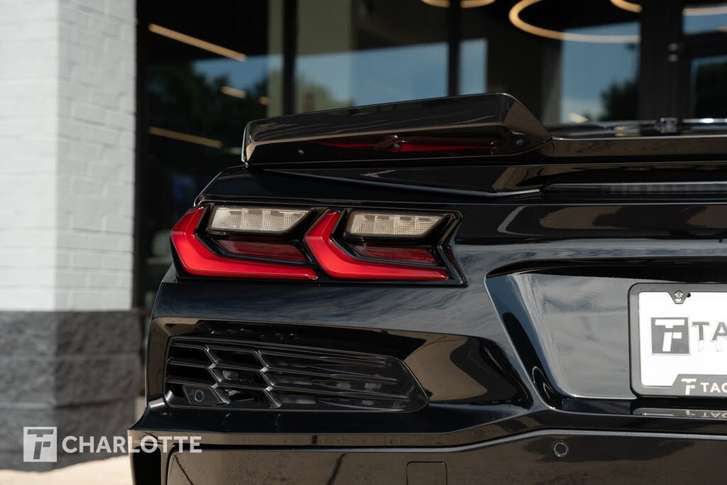 2023 Chevrolet Corvette Z06 3LZ Coupe RWD photo 13