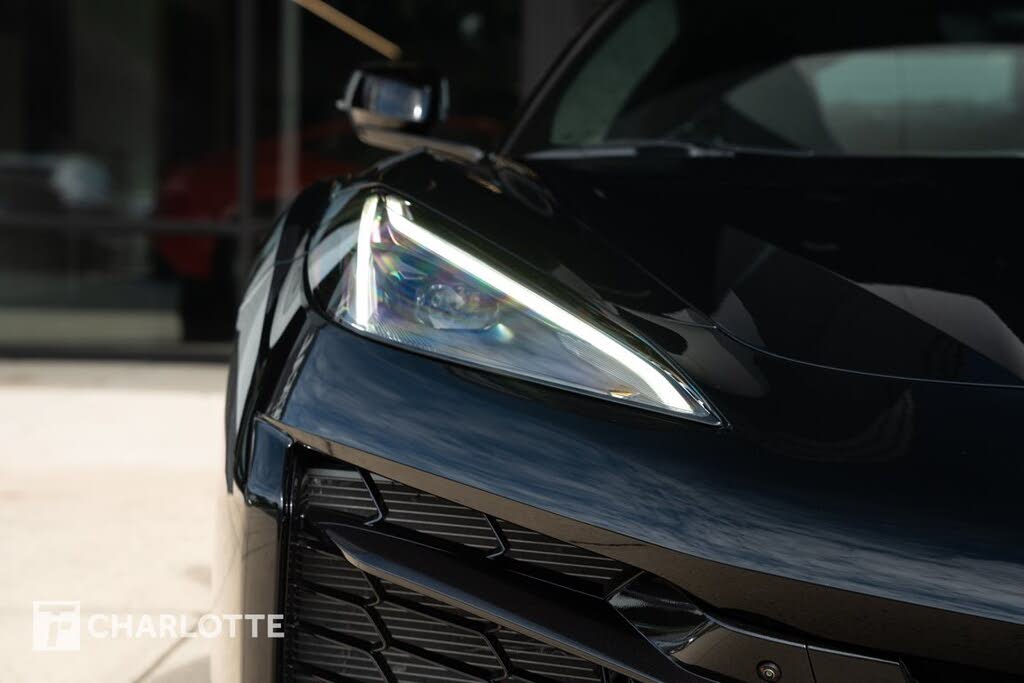 2023 Chevrolet Corvette Z06 3LZ Coupe RWD photo 4