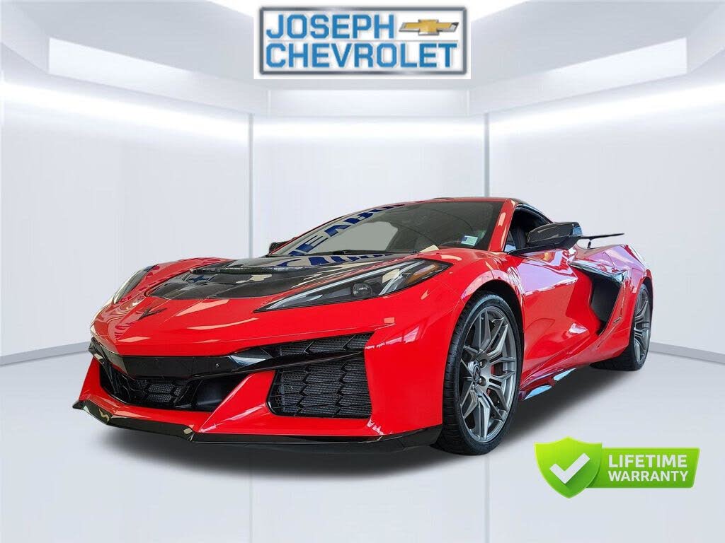 2026 Chevrolet Corvette Z06 3LZ Coupe RWD photo 2