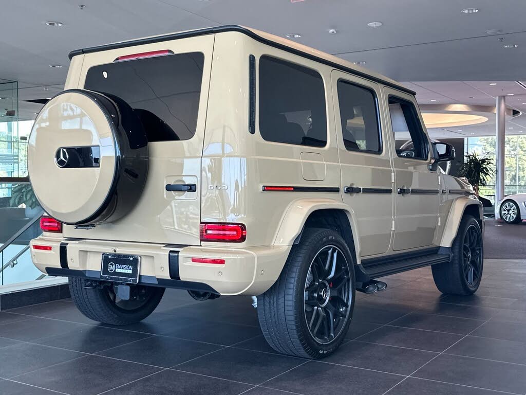 2027 Mercedes-Benz G-Class AMG G 63 4MATIC photo 3