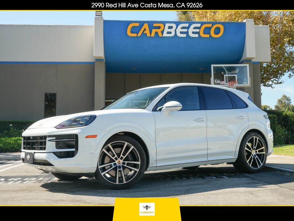 2025 Porsche Cayenne GTS AWD