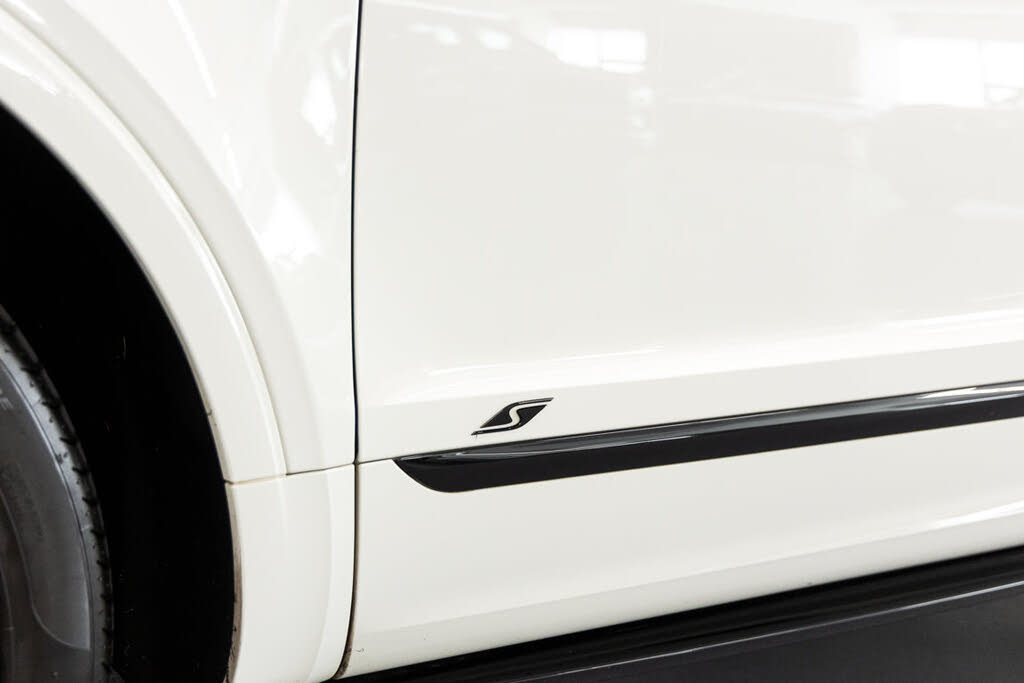 2023 Bentley Bentayga S V8 AWD photo 18