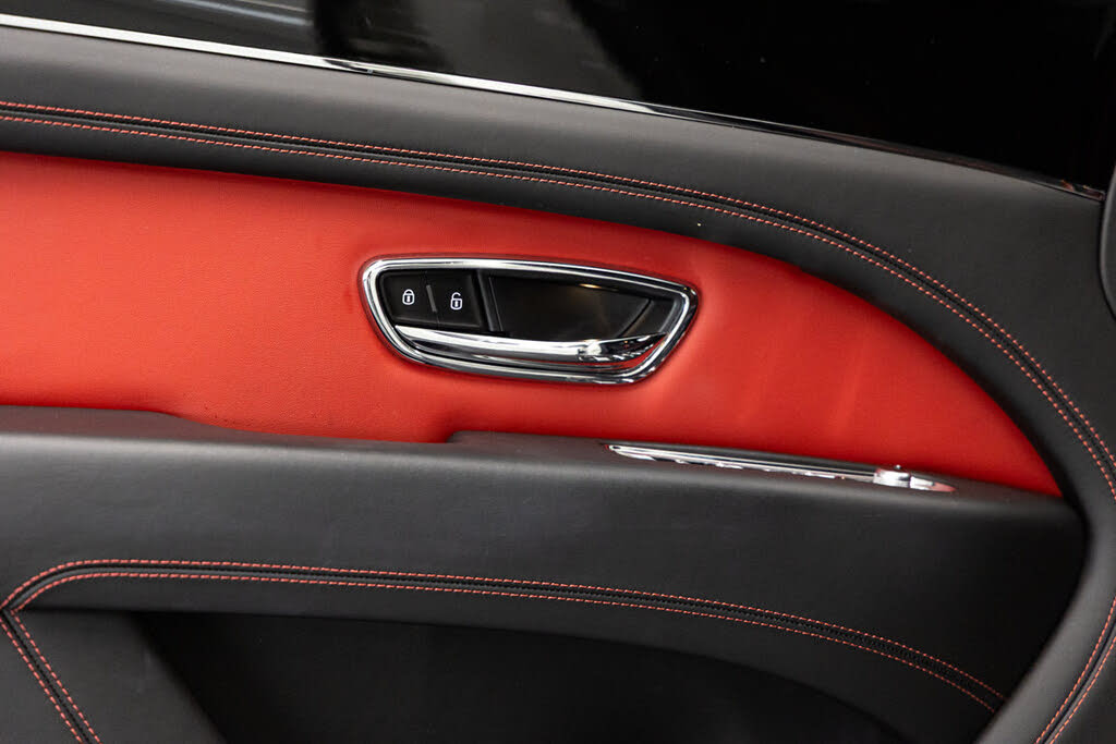 2023 Bentley Bentayga S V8 AWD photo 24