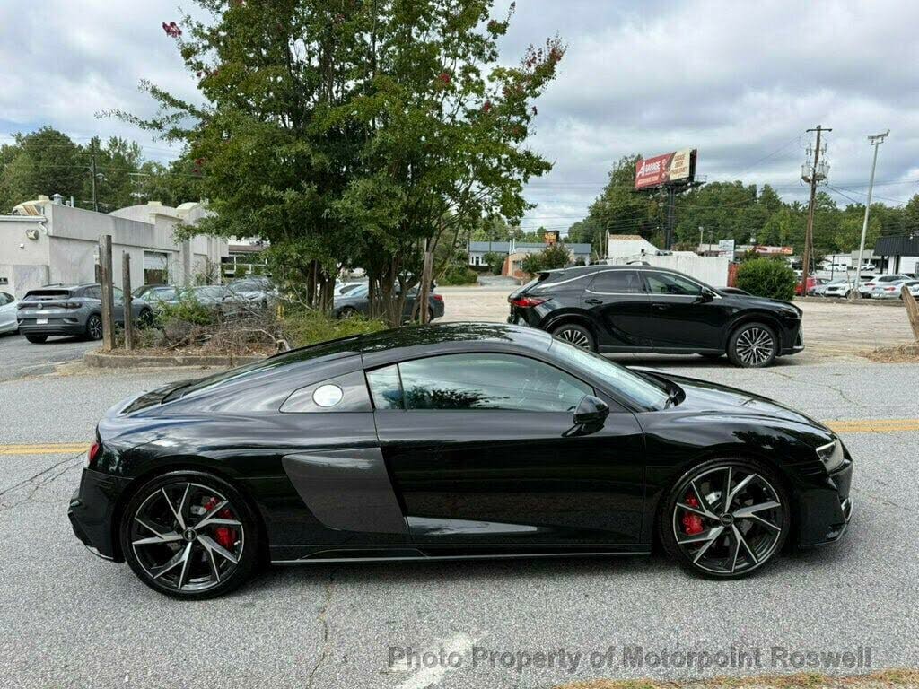 2023 Audi R8 V10 Performance Coupe RWD photo 6 of 22