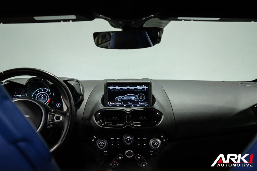2020 Aston Martin Vantage RWD photo 11