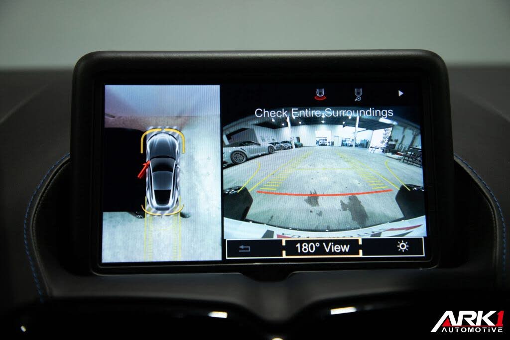 2020 Aston Martin Vantage RWD photo 12