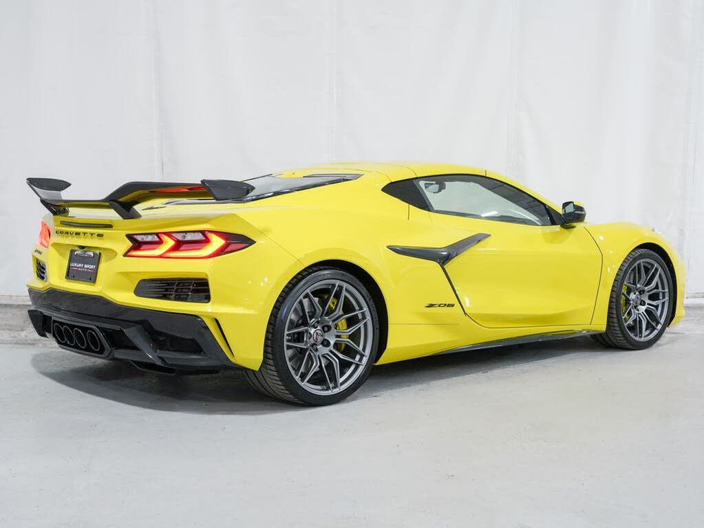2023 Chevrolet Corvette Z06 3LZ Coupe RWD photo 6