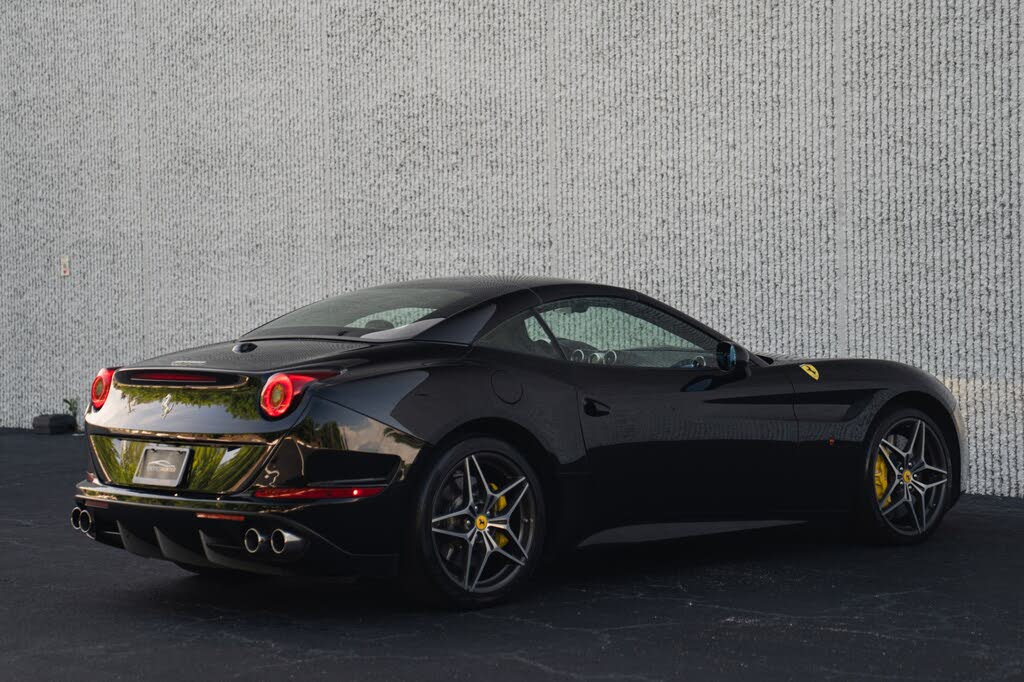 2017 Ferrari California T Roadster photo 11