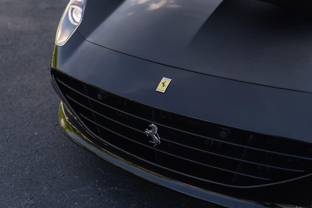 2017 Ferrari California T Roadster photo 16