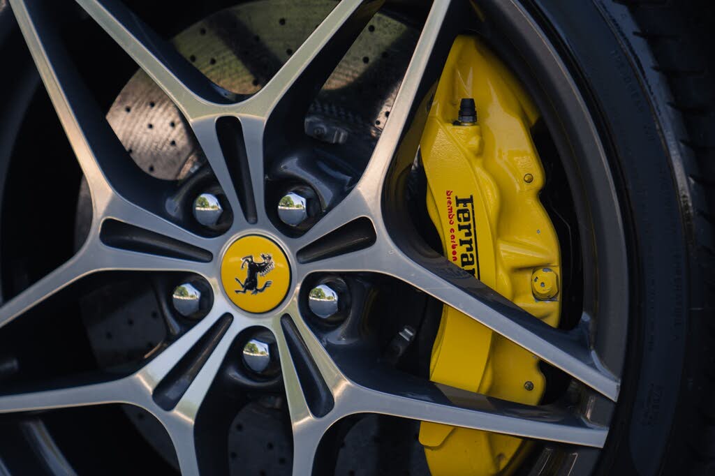 2017 Ferrari California T Roadster photo 19