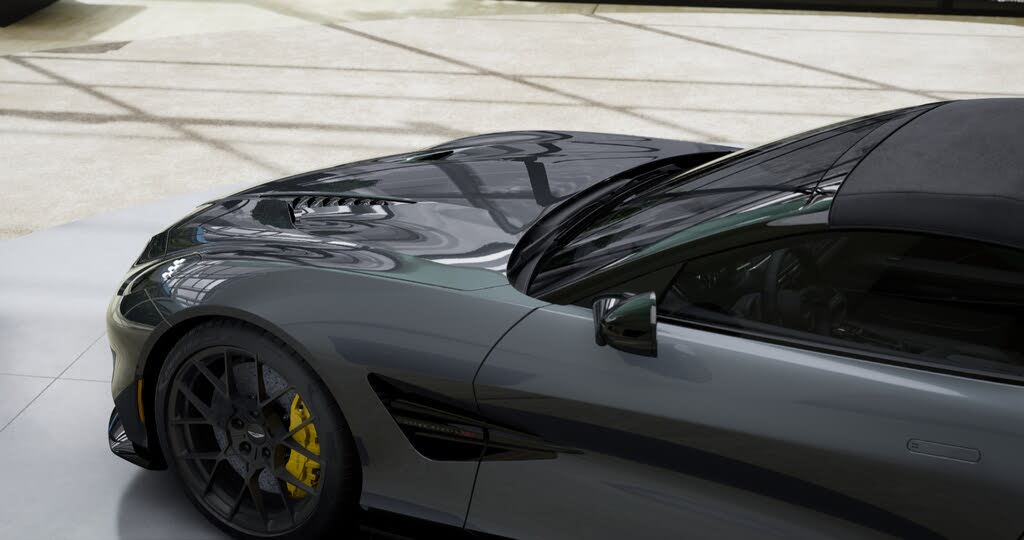 2026 Aston Martin Vanquish Volante RWD photo 8