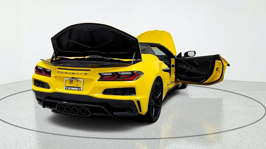 2025 Chevrolet Corvette Z06 2LZ Convertible RWD photo 12