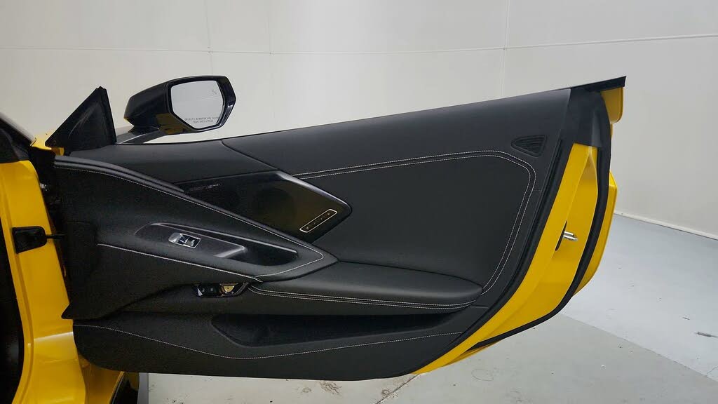 2025 Chevrolet Corvette Z06 2LZ Convertible RWD photo 23