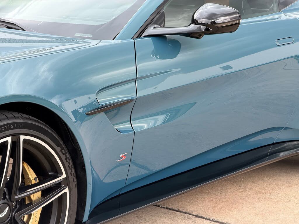 2026 Aston Martin Vantage S Coupe RWD photo 13