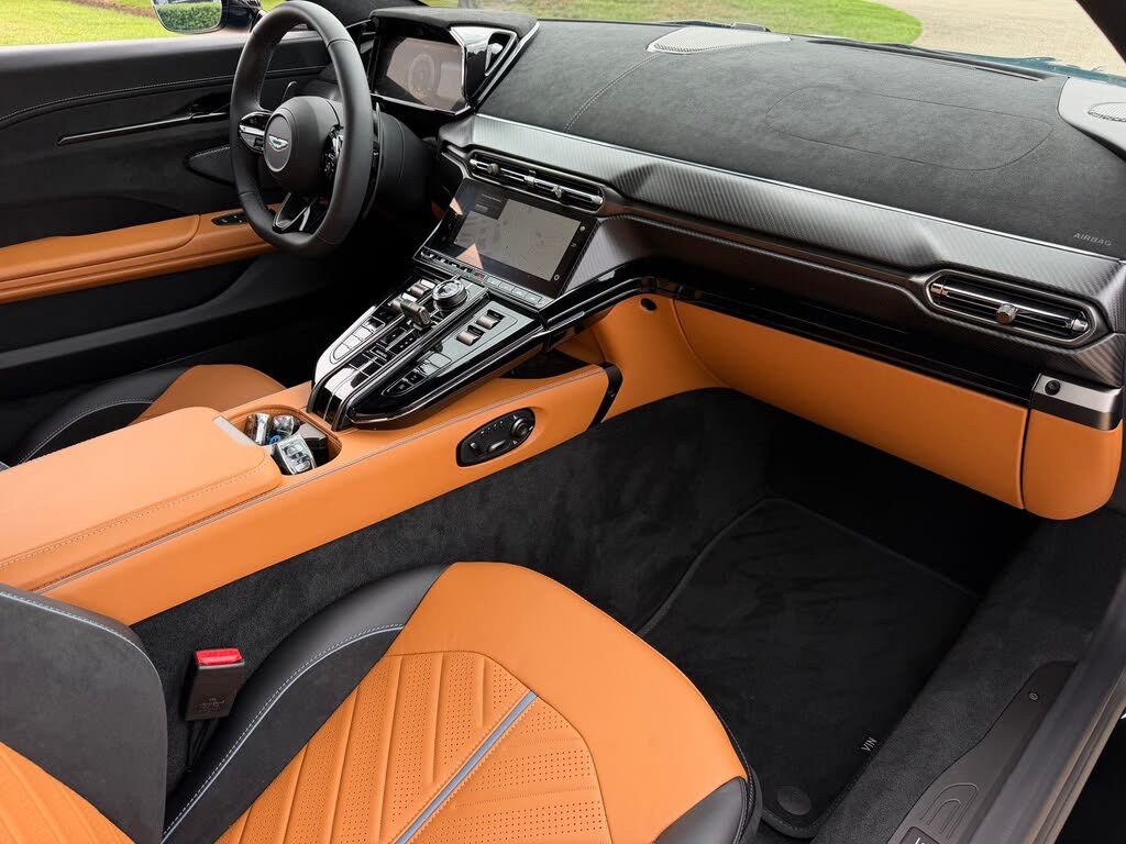 2026 Aston Martin Vantage S Coupe RWD photo 17