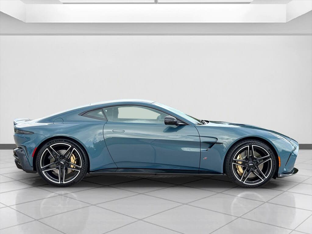 2026 Aston Martin Vantage S Coupe RWD photo 9