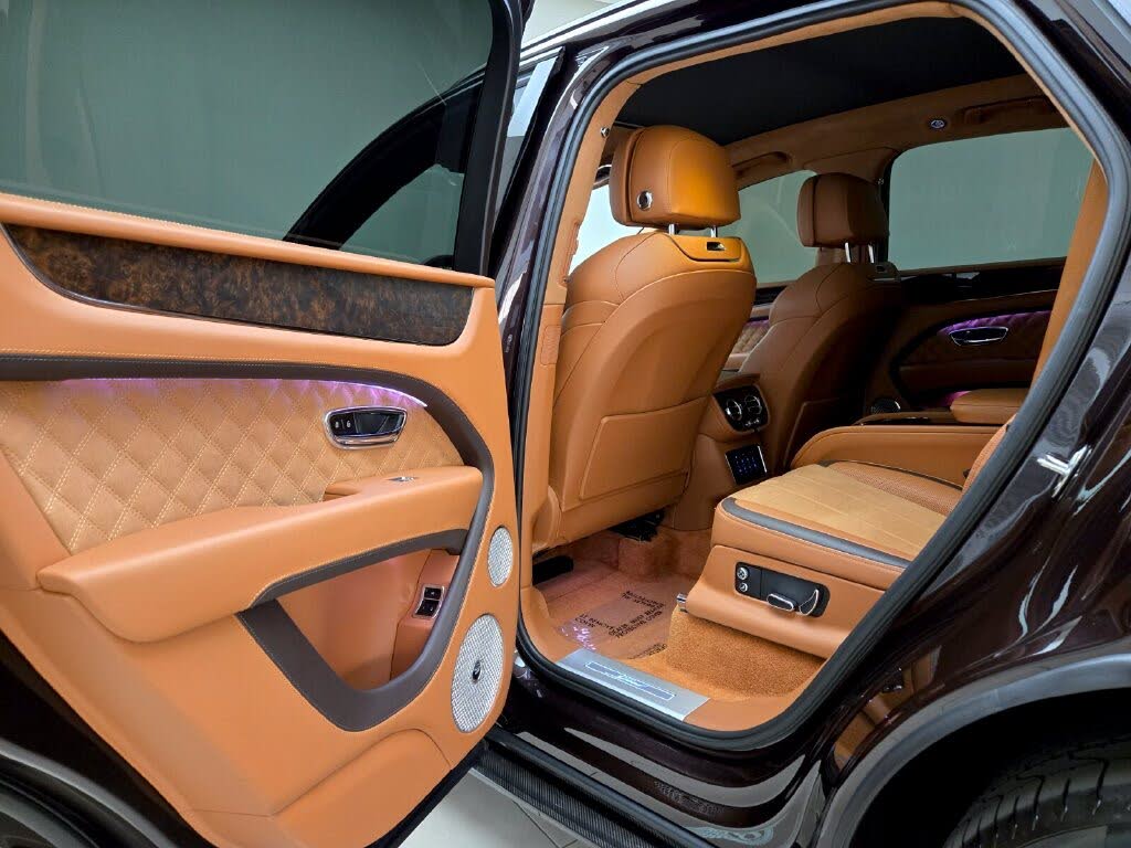 2023 Bentley Bentayga Speed AWD photo 16