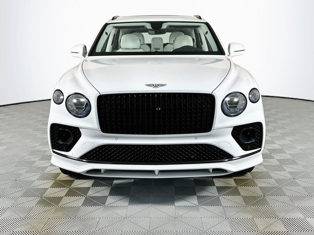 2023 Bentley Bentayga Azure V8 AWD photo 8