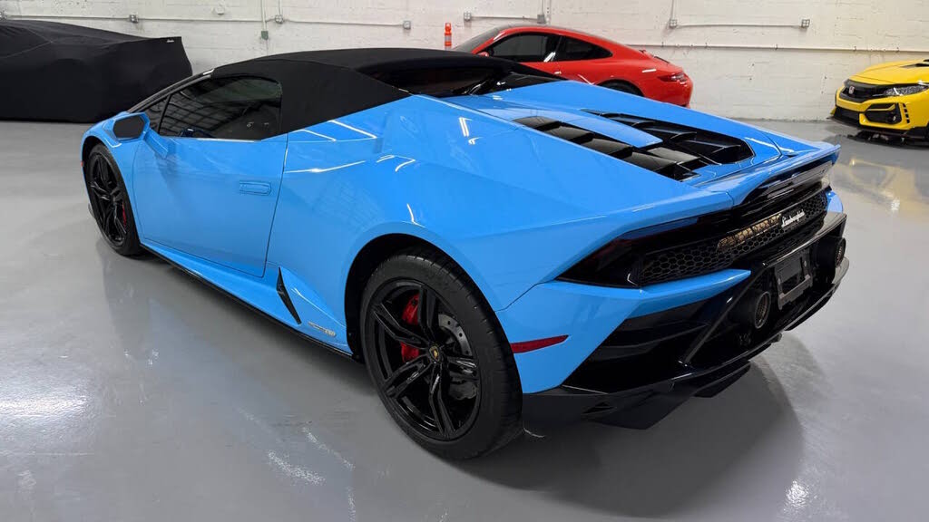 2020 Lamborghini Huracan LP 610-2 EVO Spyder Convertible RWD photo 24 of 24