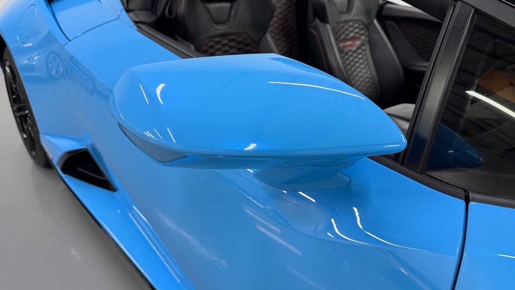 2020 Lamborghini Huracan LP 610-2 EVO Spyder Convertible RWD photo 8 of 24