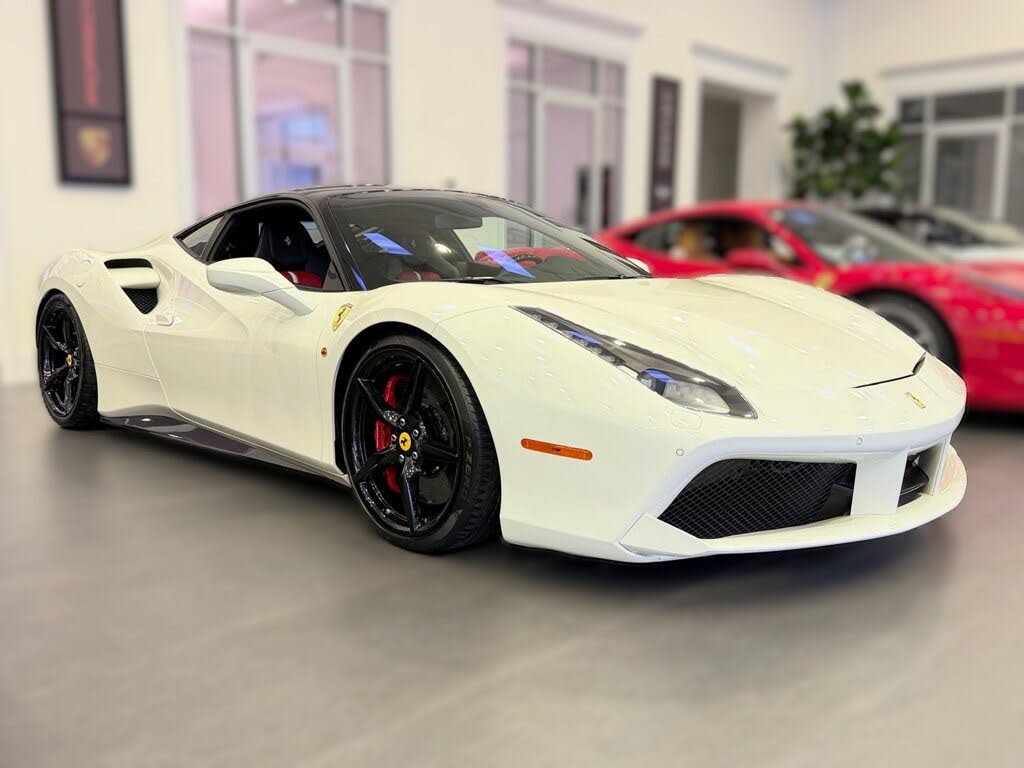 2017 Ferrari 488 GTB Coupe RWD