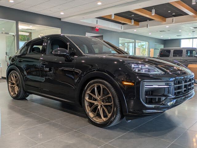 2026 Porsche Cayenne Coupe GTS AWD