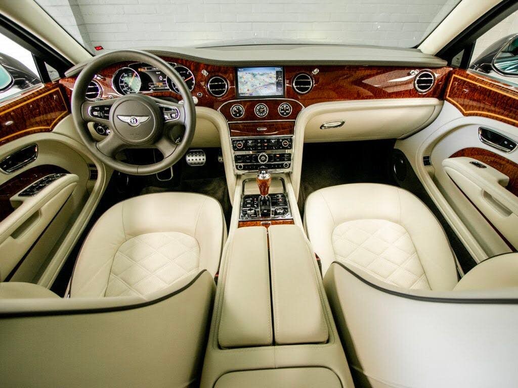 2014 Bentley Mulsanne RWD photo 18