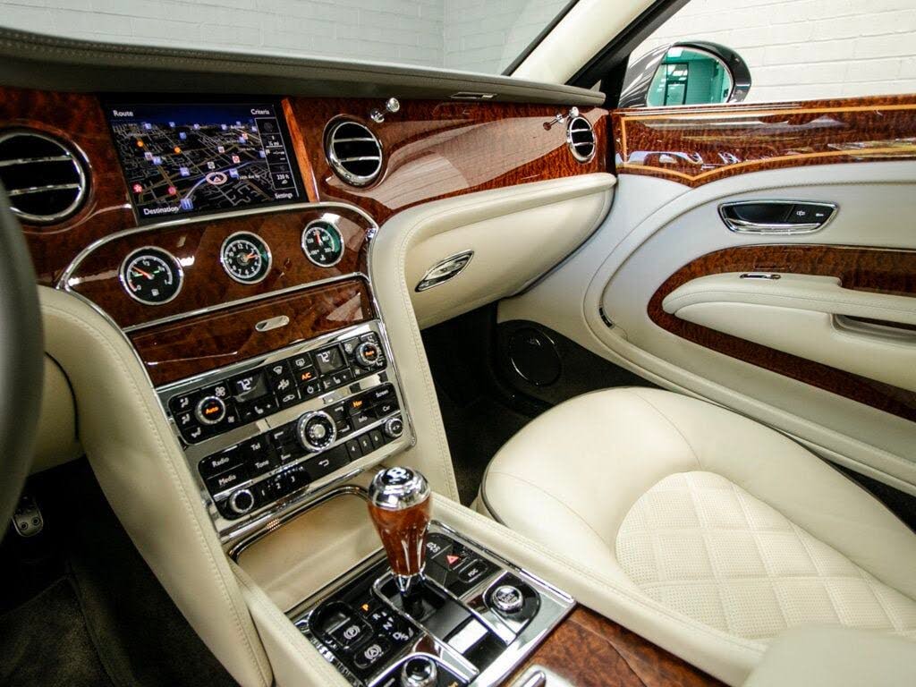 2014 Bentley Mulsanne RWD photo 22