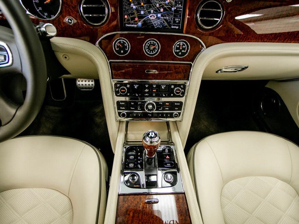 2014 Bentley Mulsanne RWD photo 23