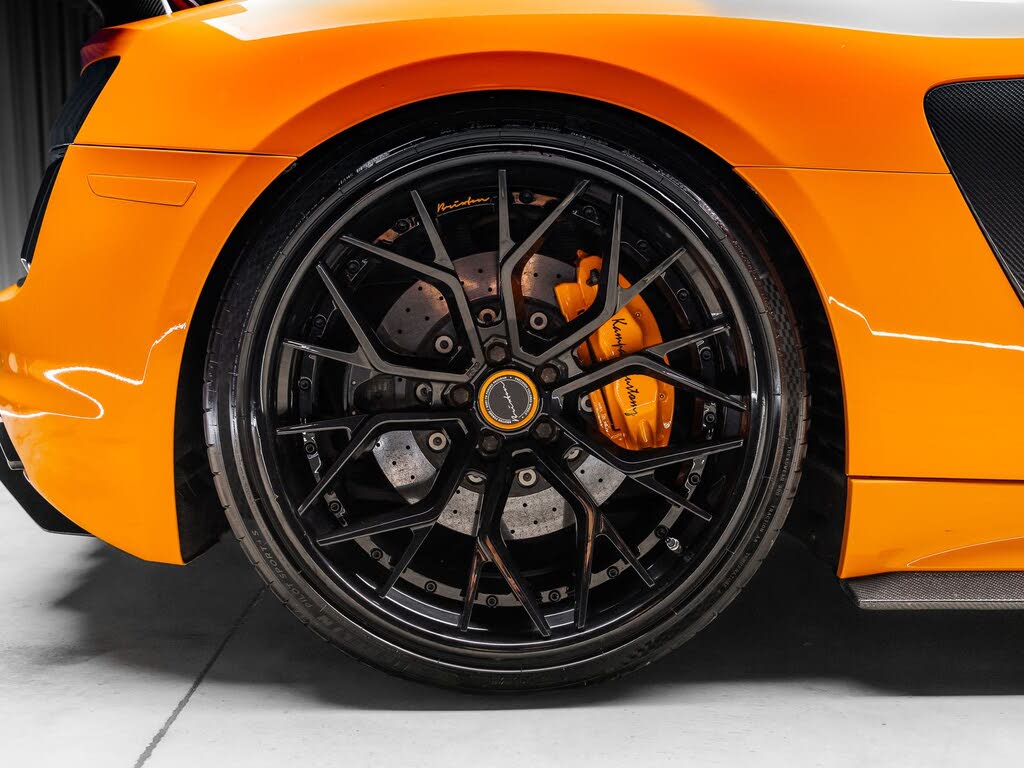 2017 Audi R8 quattro V10 Plus Coupe AWD photo 5 of 24