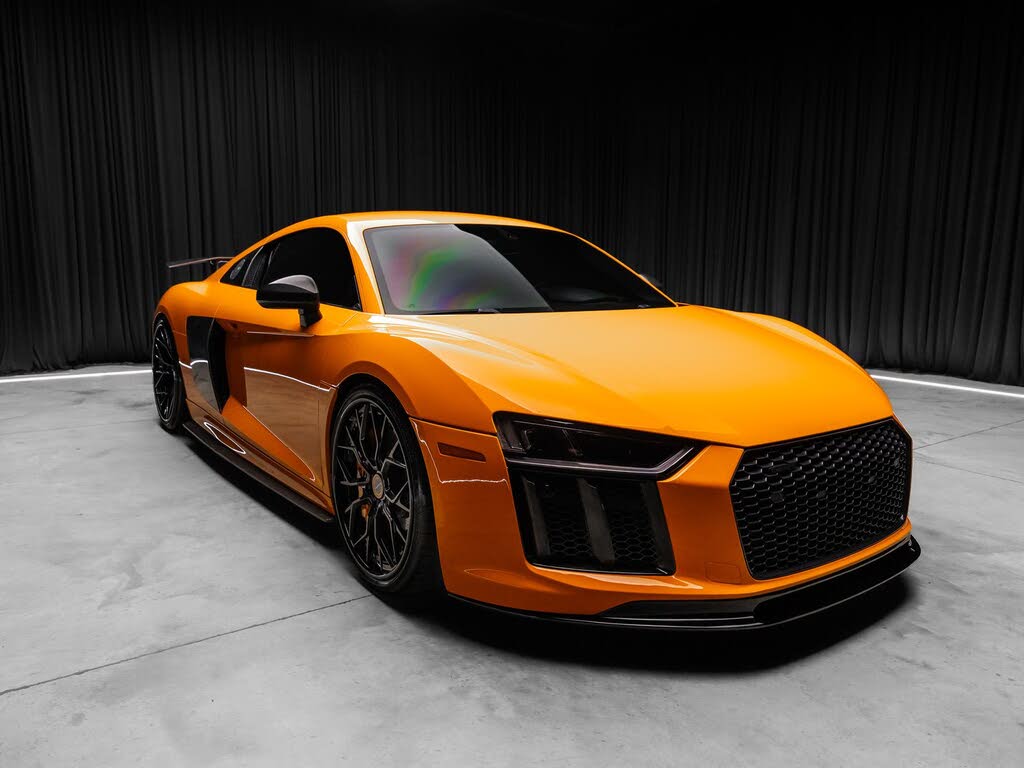 2017 Audi R8 quattro V10 Plus Coupe AWD photo 8 of 24