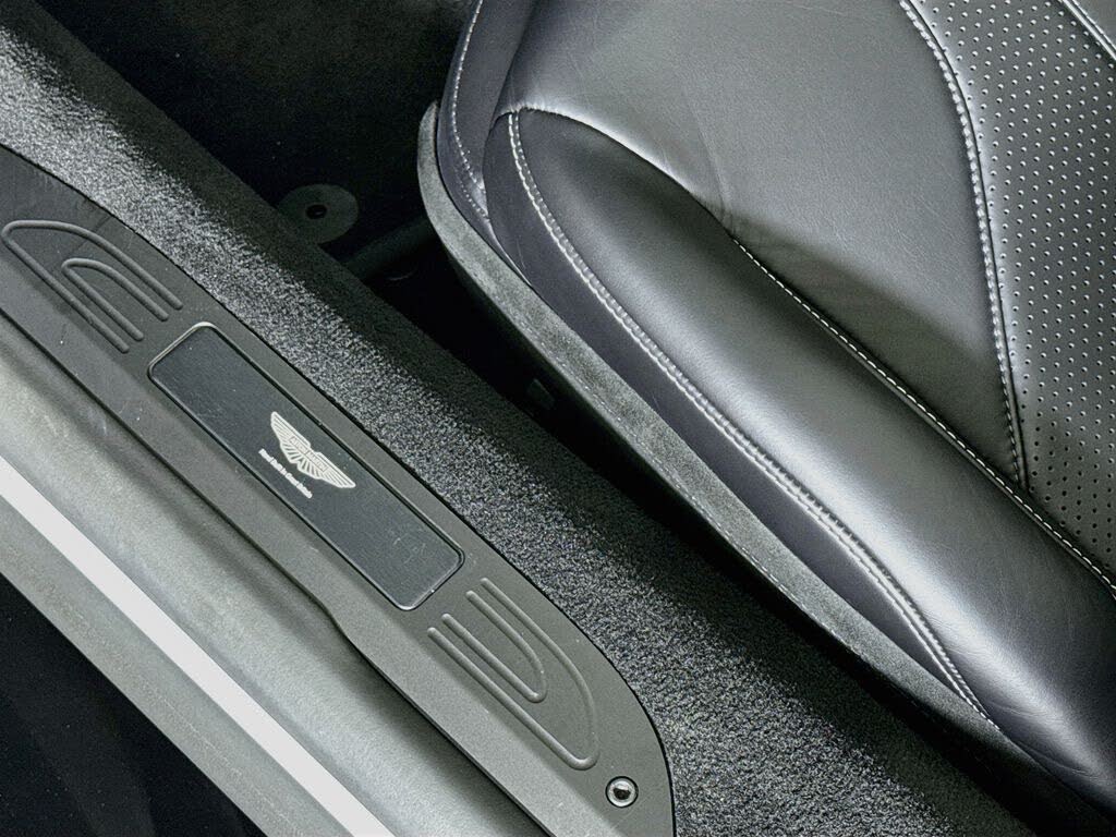 2026 Aston Martin Vantage Roadster RWD photo 23