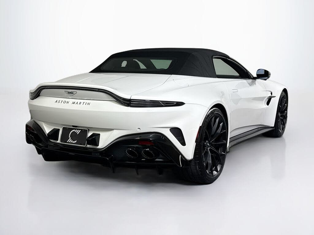 2026 Aston Martin Vantage Roadster RWD photo 5