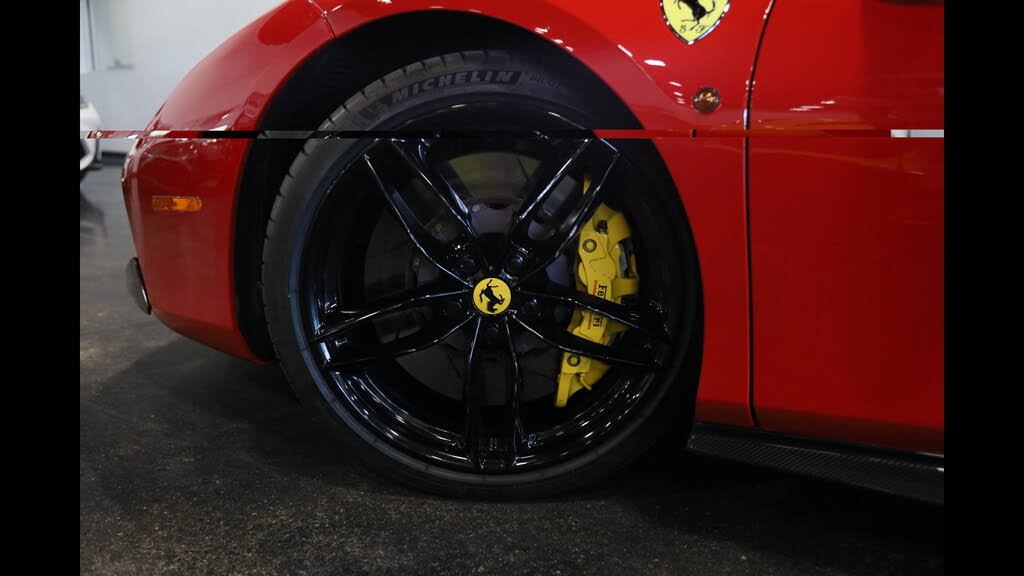 2019 Ferrari 488 Spider RWD photo 12