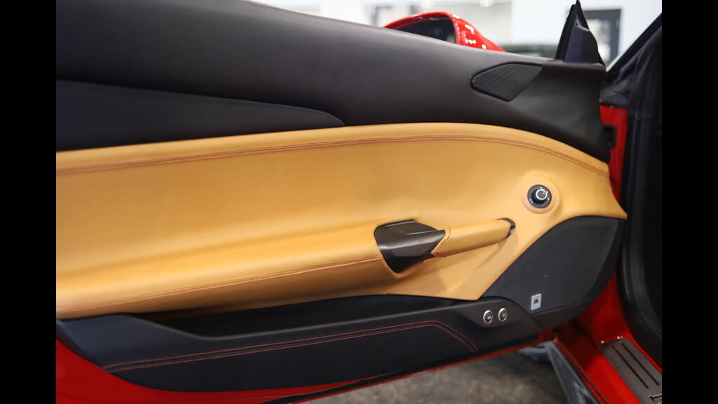 2019 Ferrari 488 Spider RWD photo 14