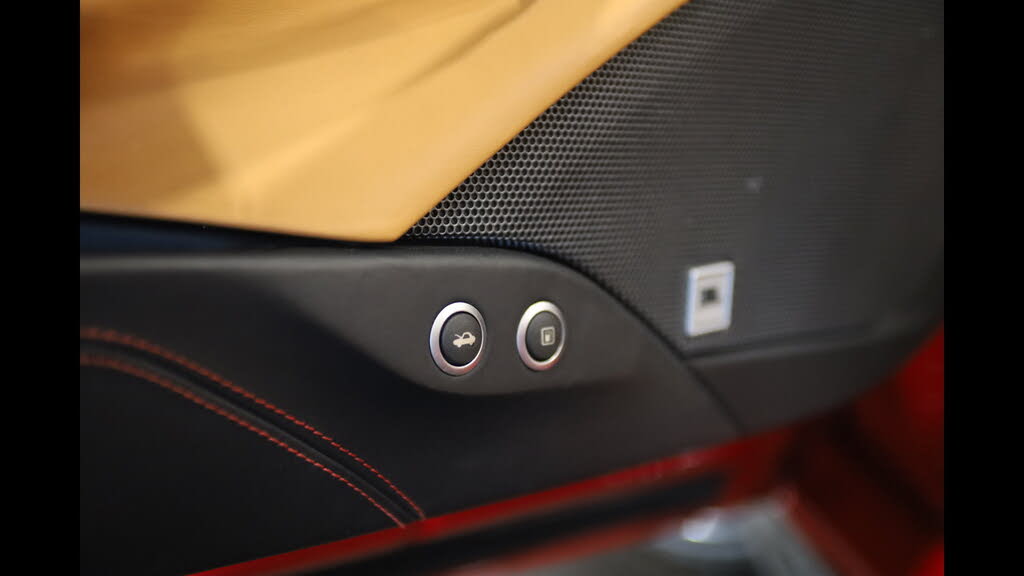 2019 Ferrari 488 Spider RWD photo 15