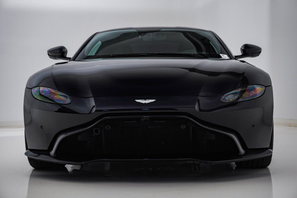2019 Aston Martin Vantage RWD photo 5