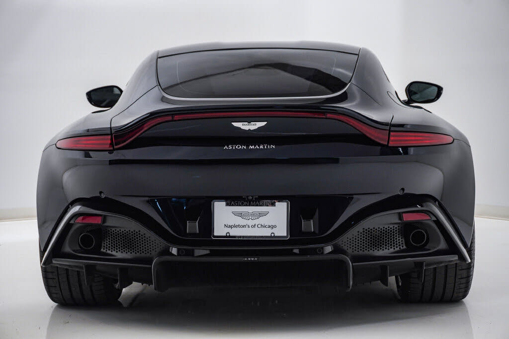 2019 Aston Martin Vantage RWD photo 7