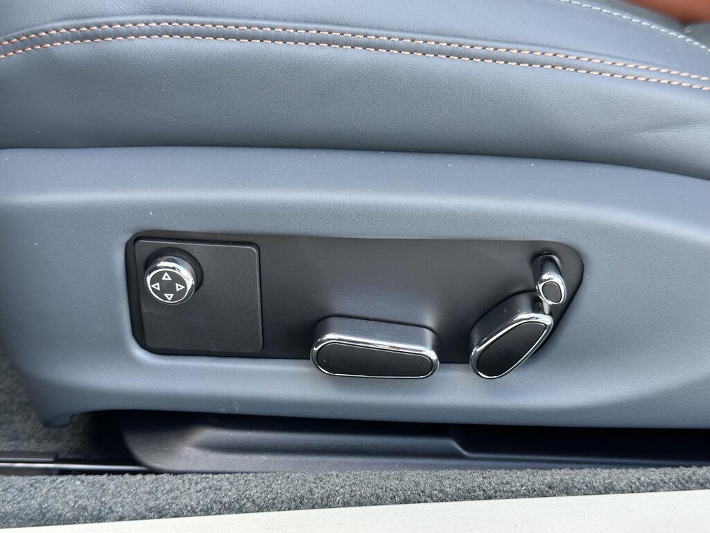 2026 Bentley Continental GTC AWD photo 14