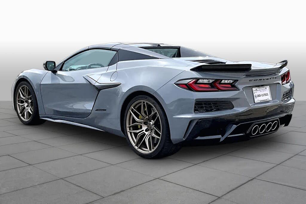 2024 Chevrolet Corvette Z06 3LZ Convertible RWD photo 9