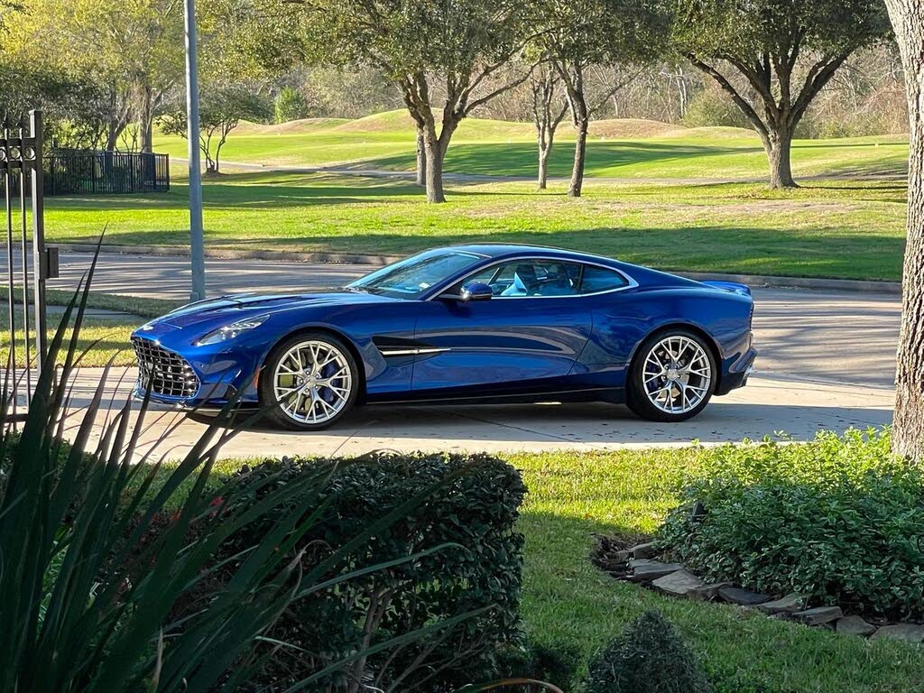 2026 Aston Martin Vanquish Coupe RWD