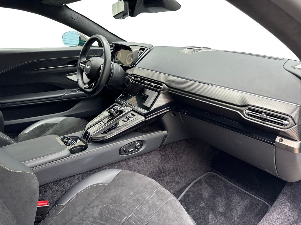 2025 Aston Martin Vantage Coupe RWD photo 13