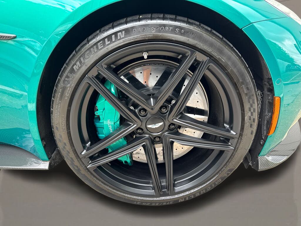 2025 Aston Martin Vantage Coupe RWD photo 4
