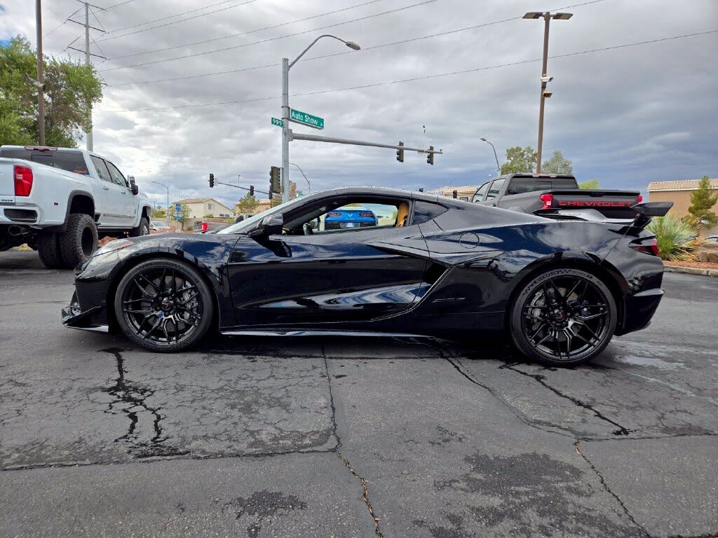 2026 Chevrolet Corvette Z06 3LZ Coupe RWD photo 3