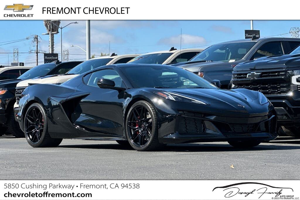 2025 Chevrolet Corvette Z06 1LZ Coupe RWD - $114,995