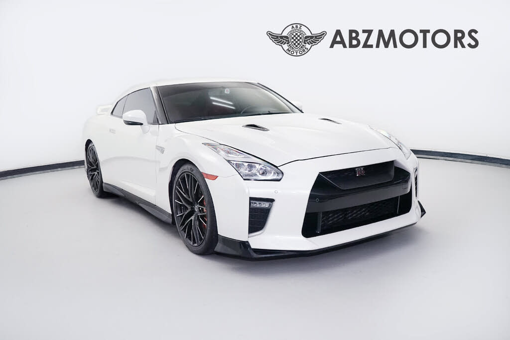 2020 Nissan GT-R Premium AWD