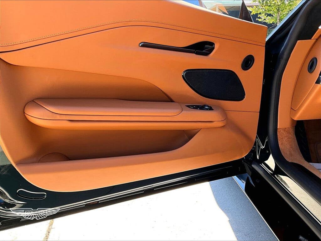 2026 Aston Martin Vantage S Coupe RWD photo 18